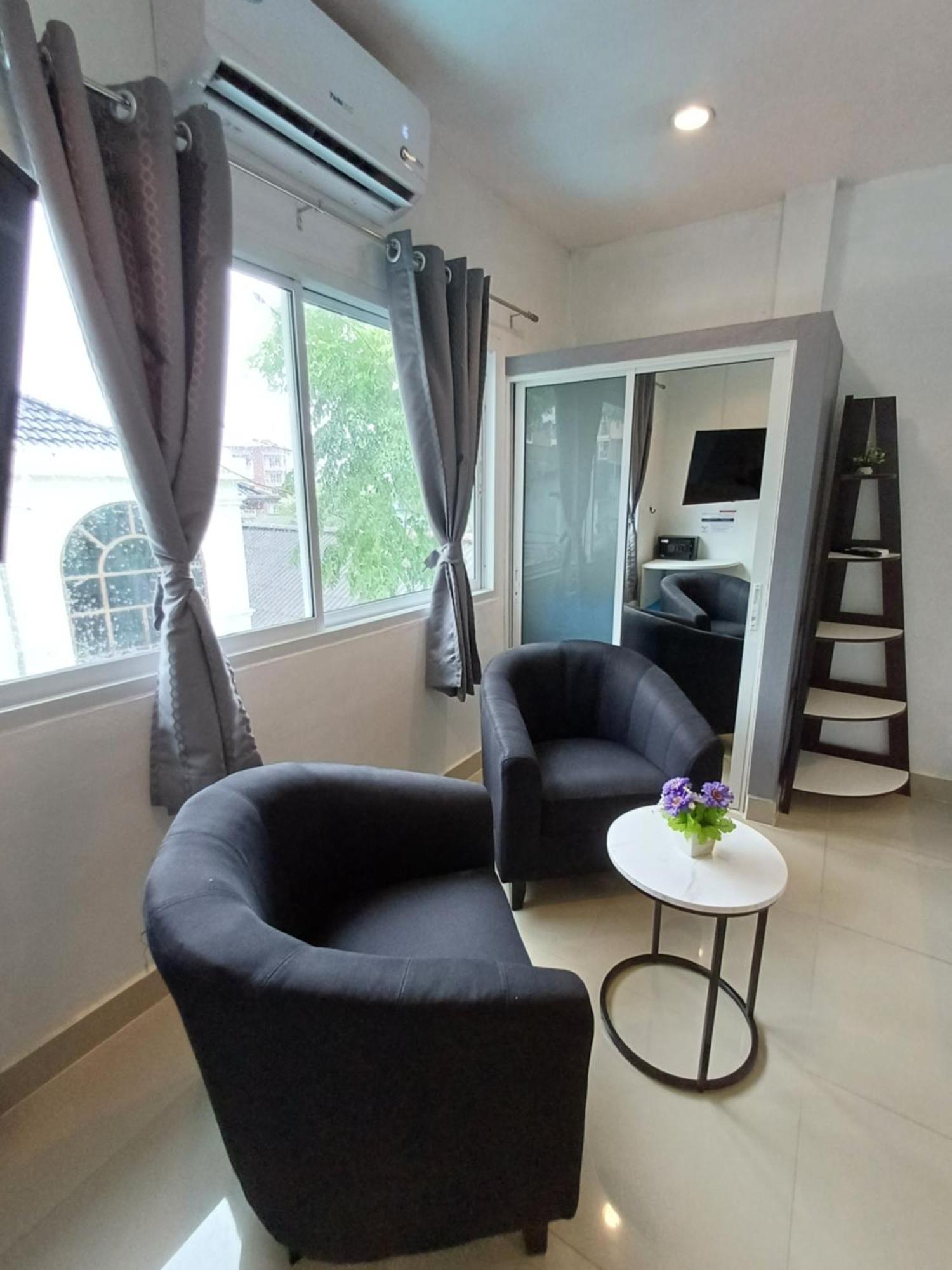 The Villa Residences Resort Patong Exterior photo