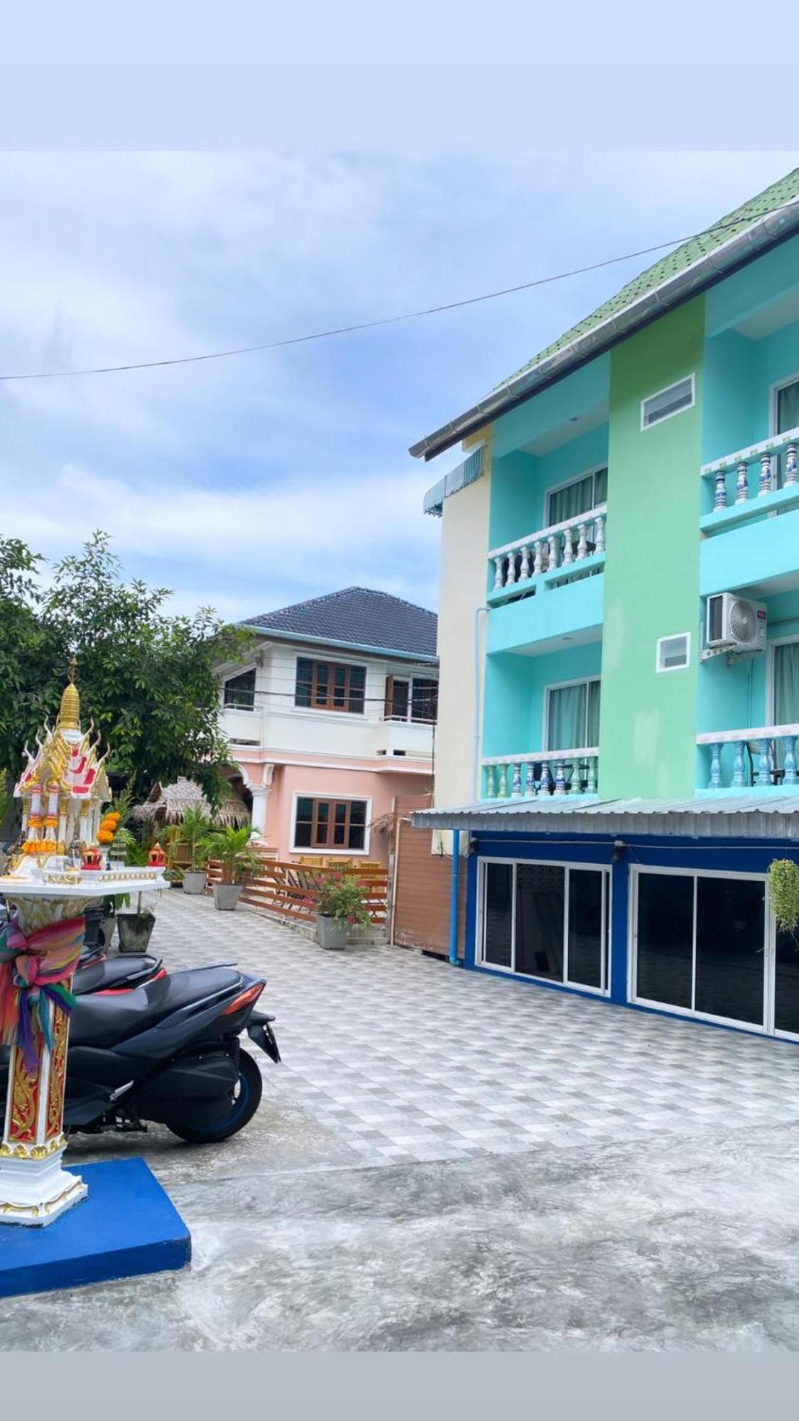 The Villa Residences Resort Patong Exterior photo